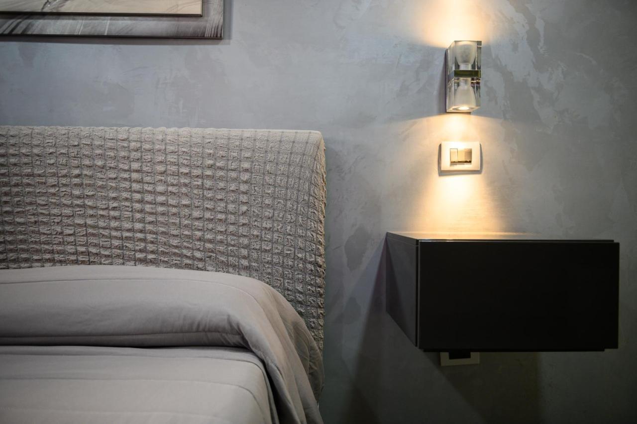 Fox Holiday Home In The Port Napoli Bagian luar foto